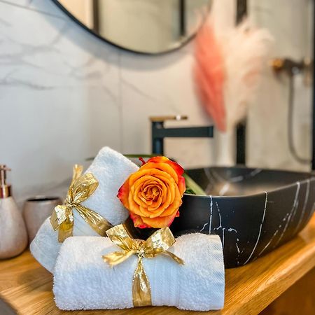 Deluxe Room 33 Μπλεντ Εξωτερικό φωτογραφία