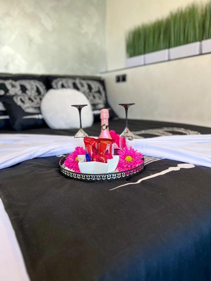Deluxe Room 33 Μπλεντ Εξωτερικό φωτογραφία