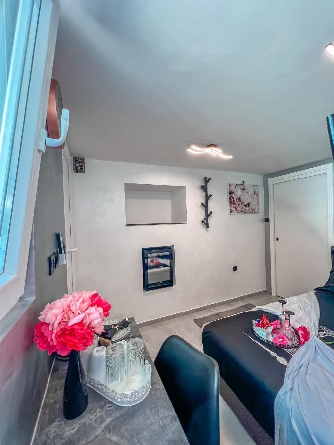 Deluxe Room 33 Μπλεντ Εξωτερικό φωτογραφία