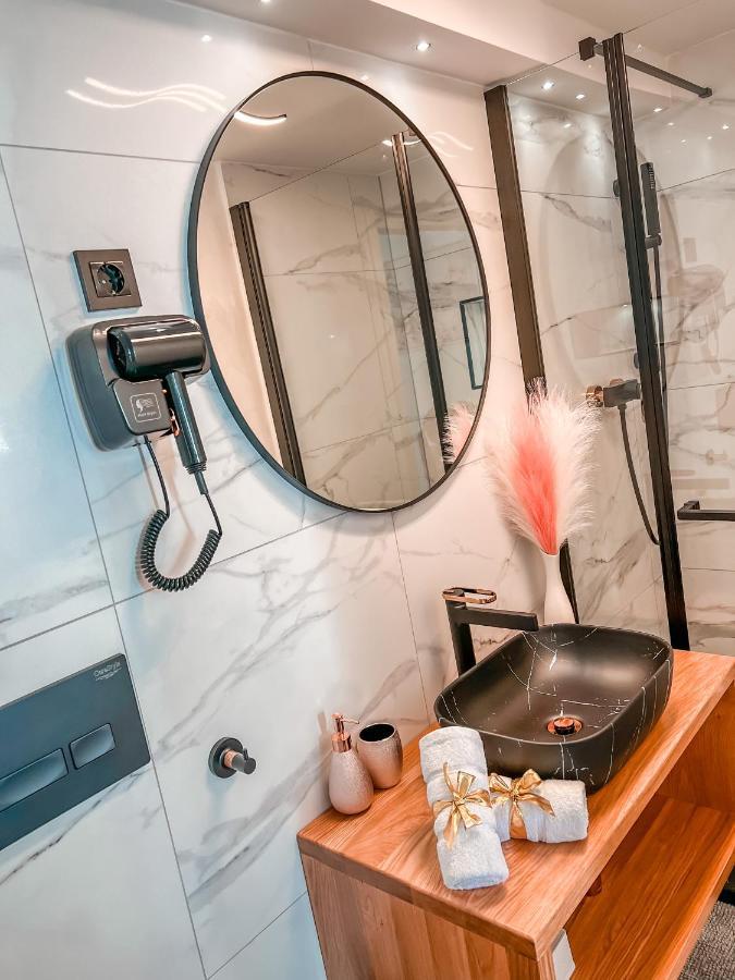Deluxe Room 33 Μπλεντ Εξωτερικό φωτογραφία