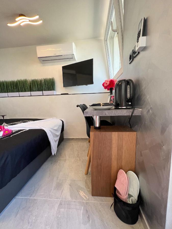 Deluxe Room 33 Μπλεντ Εξωτερικό φωτογραφία