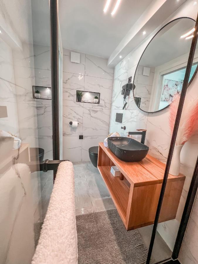 Deluxe Room 33 Μπλεντ Εξωτερικό φωτογραφία