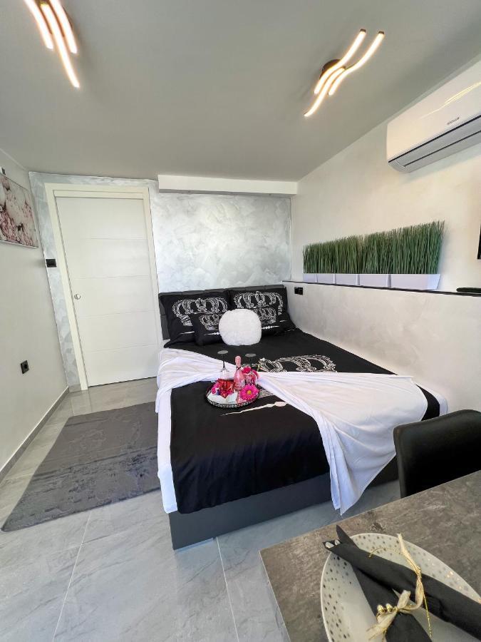 Deluxe Room 33 Μπλεντ Εξωτερικό φωτογραφία